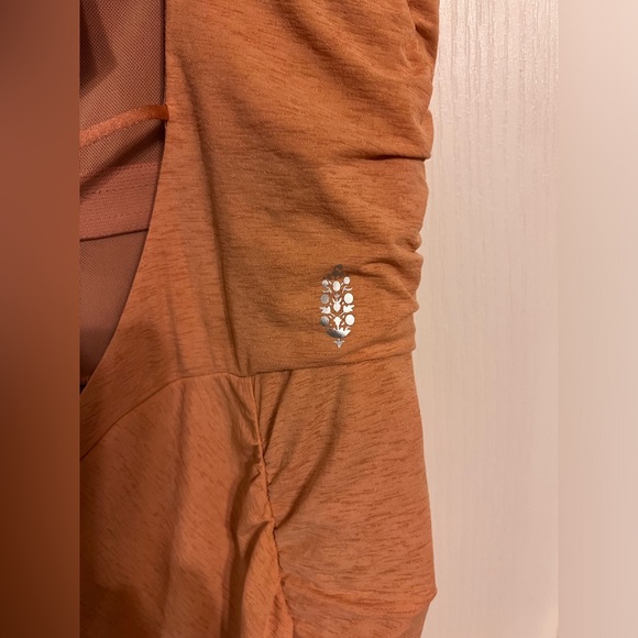 Free People Movement Peach Flare Leg Rouched Onesie Medium - Picture 7 of 8